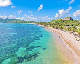 Coconut Bay Resort - Vieux Fort - Plaj