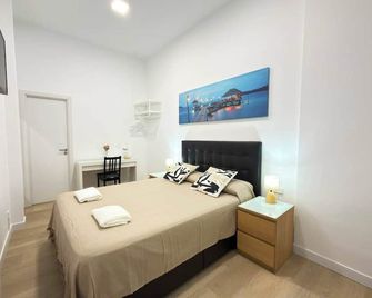 Rooms Nuevo Toledo - Madrid