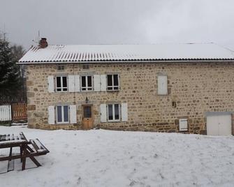 La Chaumière - Saint-antheme - Saint-Anthème - Bâtiment