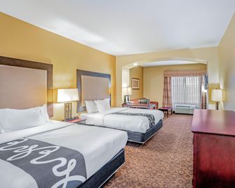 La Quinta Inn & Suites by Wyndham Vicksburg - Vicksburg - Спальня