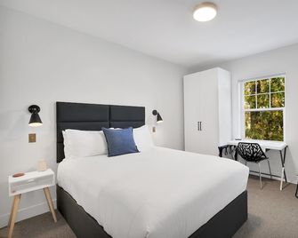Queen Bed + Kitchen + Washer/Dryer, Mt Shasta #206 - Mount Shasta - Habitación