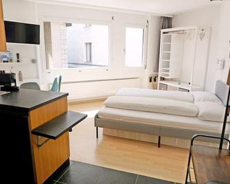 Schick und freundlich, zentral, modernes Studio - C5 - St. Moritz - Soveværelse
