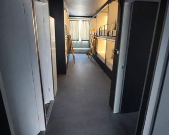 再一次海浪卡塔海灘青年旅舍 - 卡隆 - 門廳