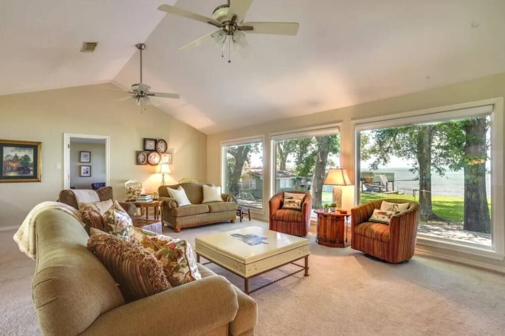 Luxury Lake Living - Open Boat slip, Great for Families - Livingston - Sala de estar