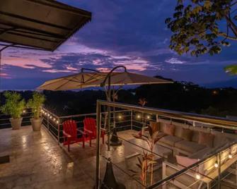 Villa Quepos Costa Rica - Quepos - Balcony