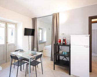 Aurora Retreat, la tua base per esplorare Torino - Turín - Comedor