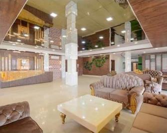 Hotel Raj Palace - Neemuch - Lobby