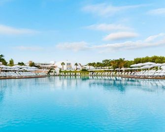 Torre Cintola Greenblu Sea Emotions - Monopoli - Piscina