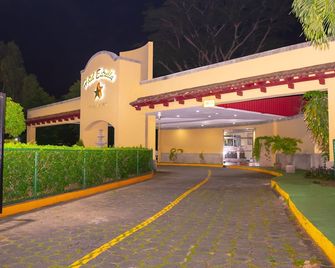 Hotel Estrella - Managua - Edificio