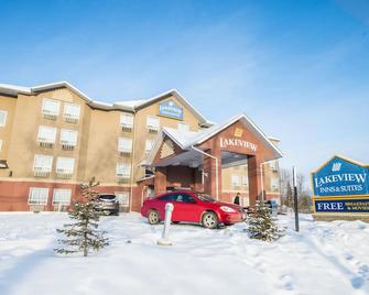 Lakeview Inns & Suites - Chetwynd - Chetwynd - Budova