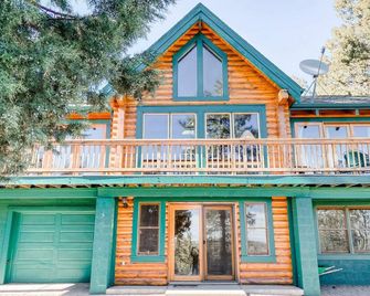 Stunning Views & Starry Skies Deck & Bbq - Pine - Building