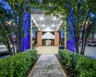 Holiday Inn Express Chicago Nw-Vernon Hills By IHG - Vernon Hills - Gebäude