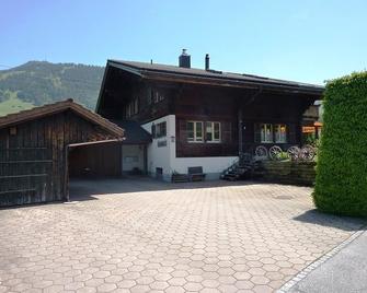 Chalet Aebnetbode - Gstaad - Gebouw