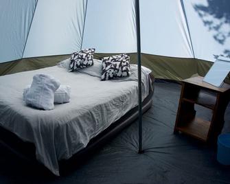 Munich Oktoberfest Glamping - Munich - Bedroom