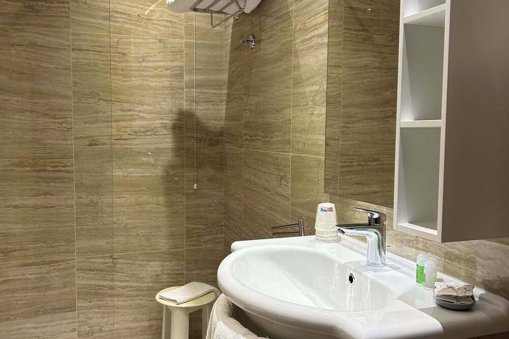 Hotel Continental - Andalo - Badkamer