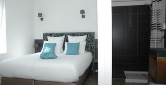 Un Hôtel En Ville - La Rochelle - Bedroom