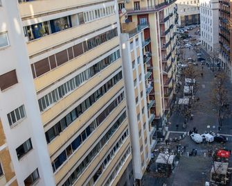 Napoli City Center - Appartamenti e Camere - Naples - Building