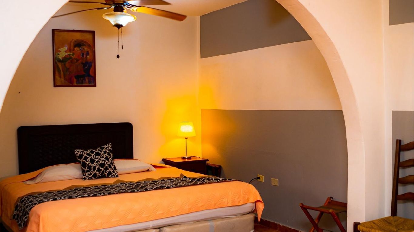 Hotel Don Udos Bed & Breakfast