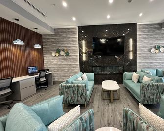 Best Western Plus Fair Park East - Dallas - Lounge
