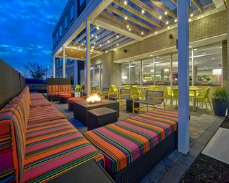 Home2 Suites by Hilton Wayne - Wayne - Gebäude