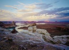 Red Rock Retreat - Page - Building