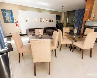 Uriburu 1756 by Ayres Apartments Recoleta - Buenos Aires - Dining room