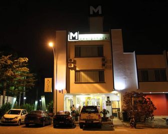 M Design Hotel Seri Kembangan - Seri Kembangan - Bygning