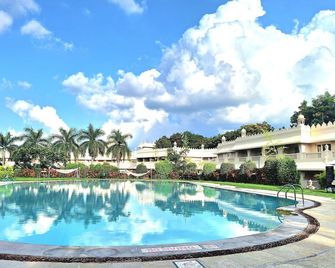 Gateway Aurangabad - Chhatrapati Sambhaji Nagar - Aurangabad - Bể bơi