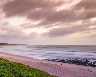 Wollongong Surf Leisure Resort - Wollongong - Beach