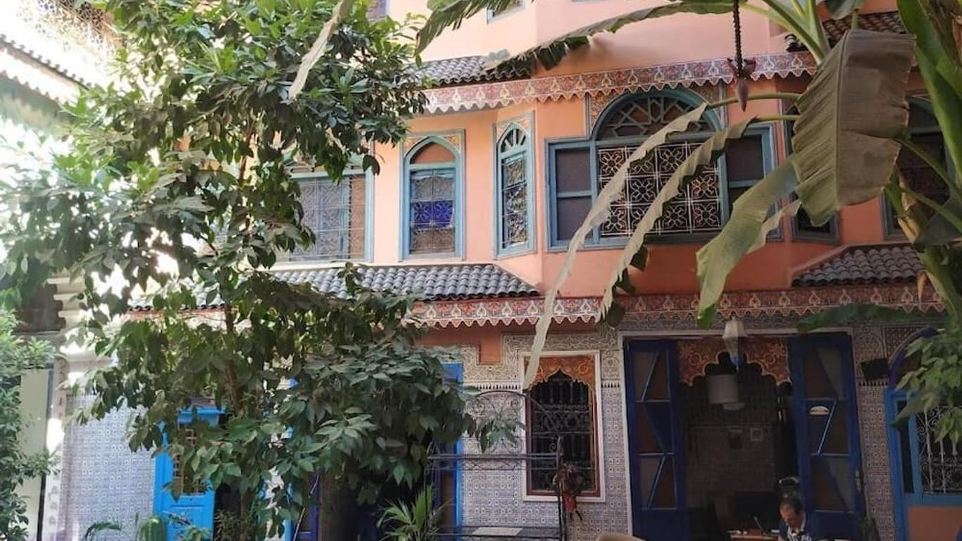Riad Carole