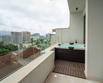 Boutique Hotel B-Five Lux Rooms - Budva - Balcony