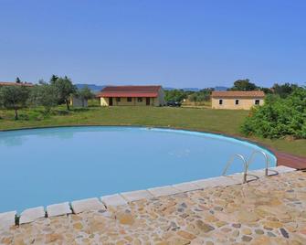 Bed & Breakfast a Badesi 3389 - Badesi - Piscina