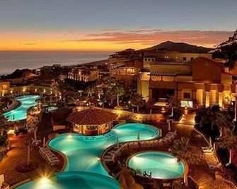 Pueblo Bonito Sunset Beach Golf & Spa Resort - Cabo San Lucas