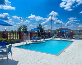 Holiday Inn Express Mccomb By IHG - McComb - Bazén
