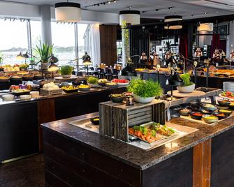 Clarion Hotel Bergen Airport Terminal - Bergen - Ruang makan