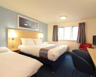 Travelodge Bury - Bury - Ložnice
