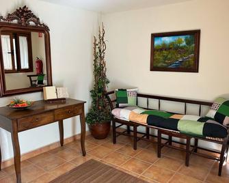 Palafox Fitero House - 菲特羅 - 客廳