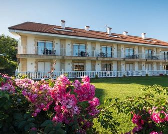 Hotel La Bolera - Isla - Edificio