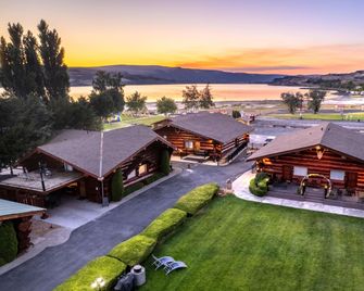 Soap Lake Natural Spa and Resort - Soap Lake - Building