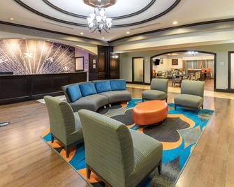 La Quinta Inn & Suites by Wyndham Fort Worth - Lake Worth - Fort Worth - Lounge