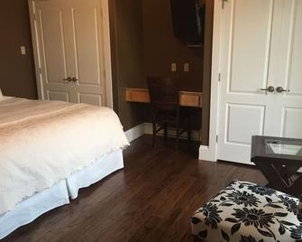 Cape Breton Island Luxury Condo Sleeps 4 Condo 3 - Port Hood - Habitación