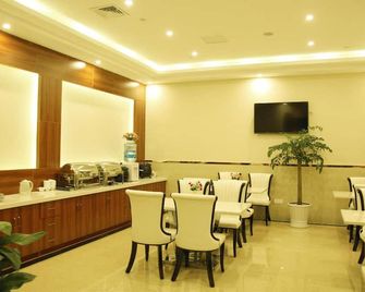 Greentree Inn Henan Xinxiang Laodong S) Street Zangying Bridge Business Hotel - Xinxiang - Restaurant