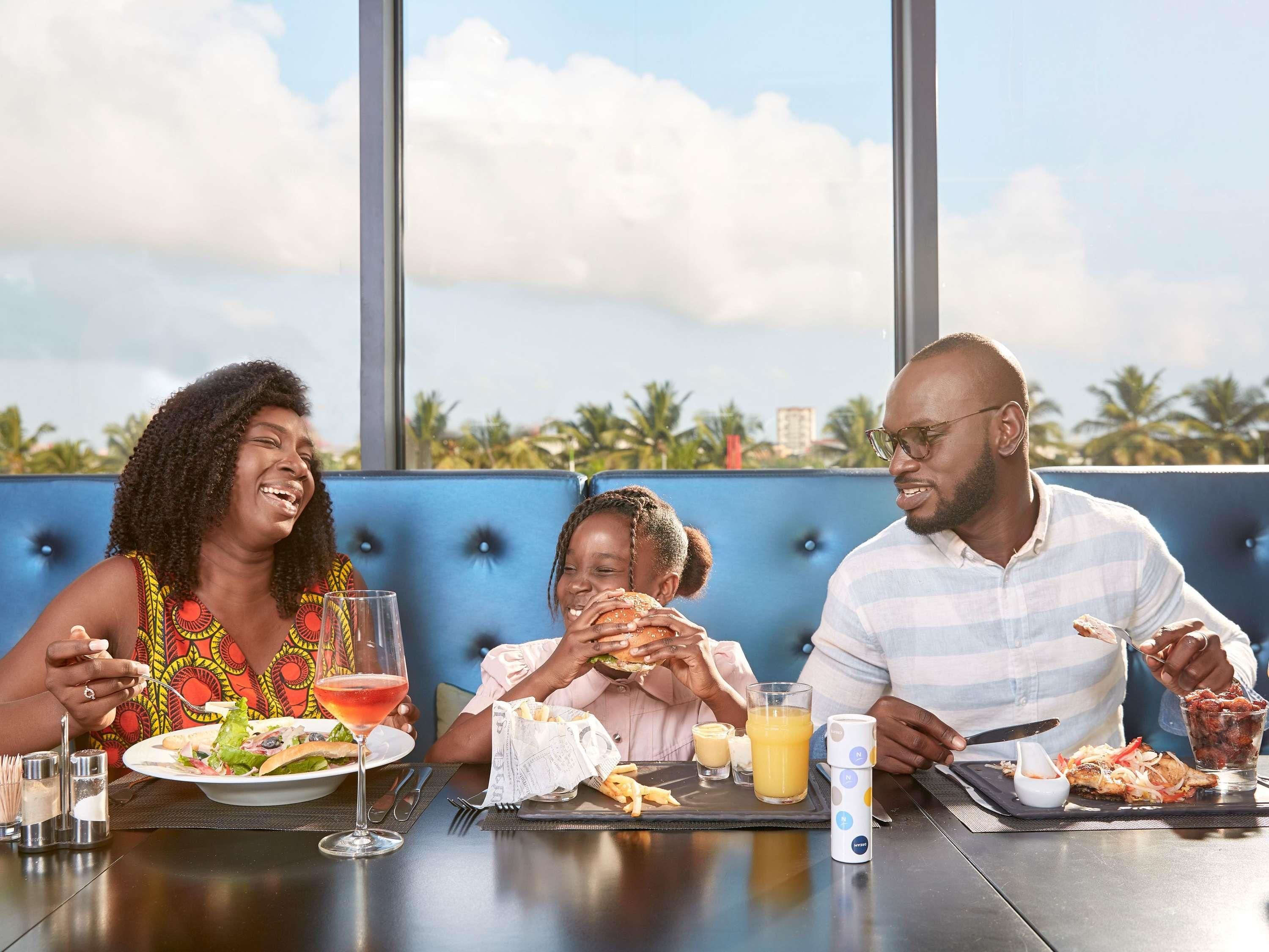 Novotel Abidjan Plateau - אביג'אן - מסעדה