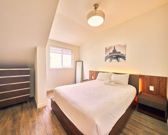 Cottage 16: Beachfront Cottage Escape - Wainfleet - Bedroom