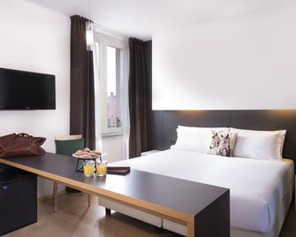 Hotel Osteria della Pista - Casorate Sempione - Habitación