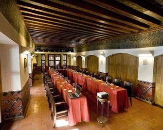 Hotel Spa La Casa Mudéjar - סגוביה - מסעדה