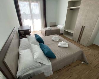 Agricamping Al grappolo diVino - Lazise - Bedroom