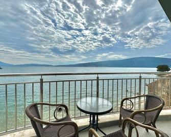 Seaside Apartments Zlokovic - Herceg Novi - Balcón