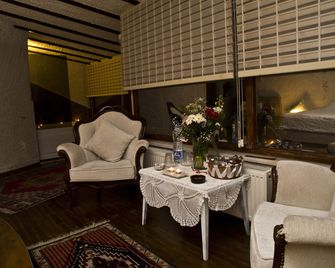 Karlik Evi Boutique Hotel - Special Class - Uchisar - Living room
