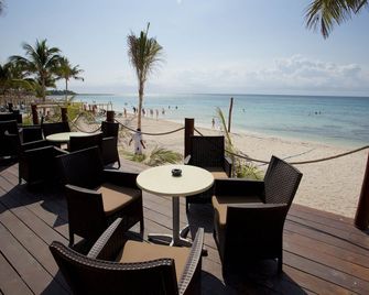 Akumal Bay Beach & Wellness Resort - Akumal - Balcón